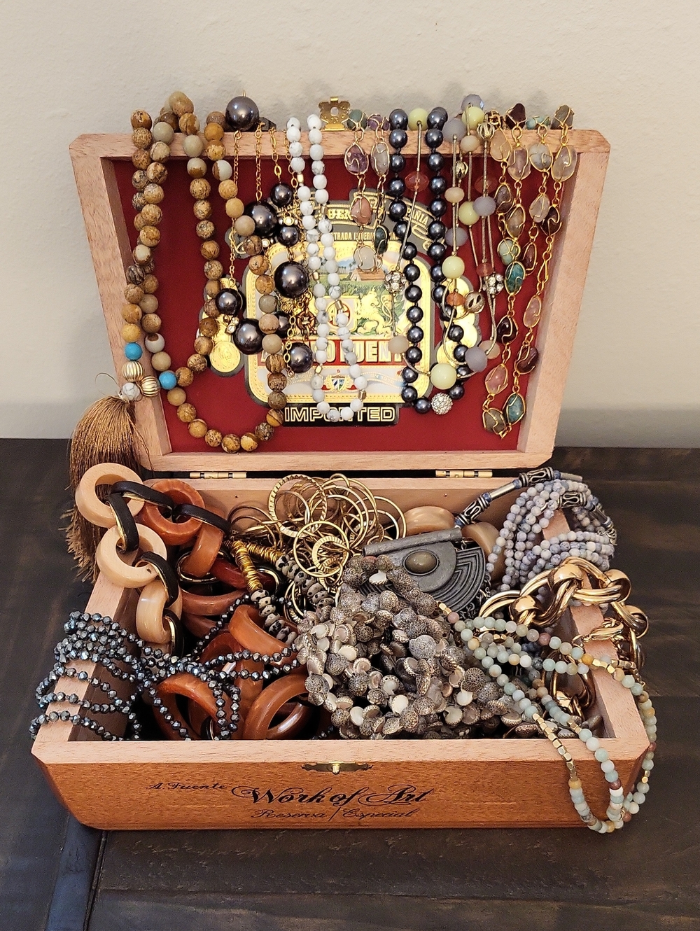 Overflowing Treasure Chest Necklace Bundle, Hemingway Wood Cigar Box